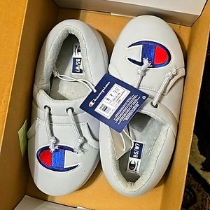 Women's Champion University II Slippers House Shoes Casual Wear Grey color